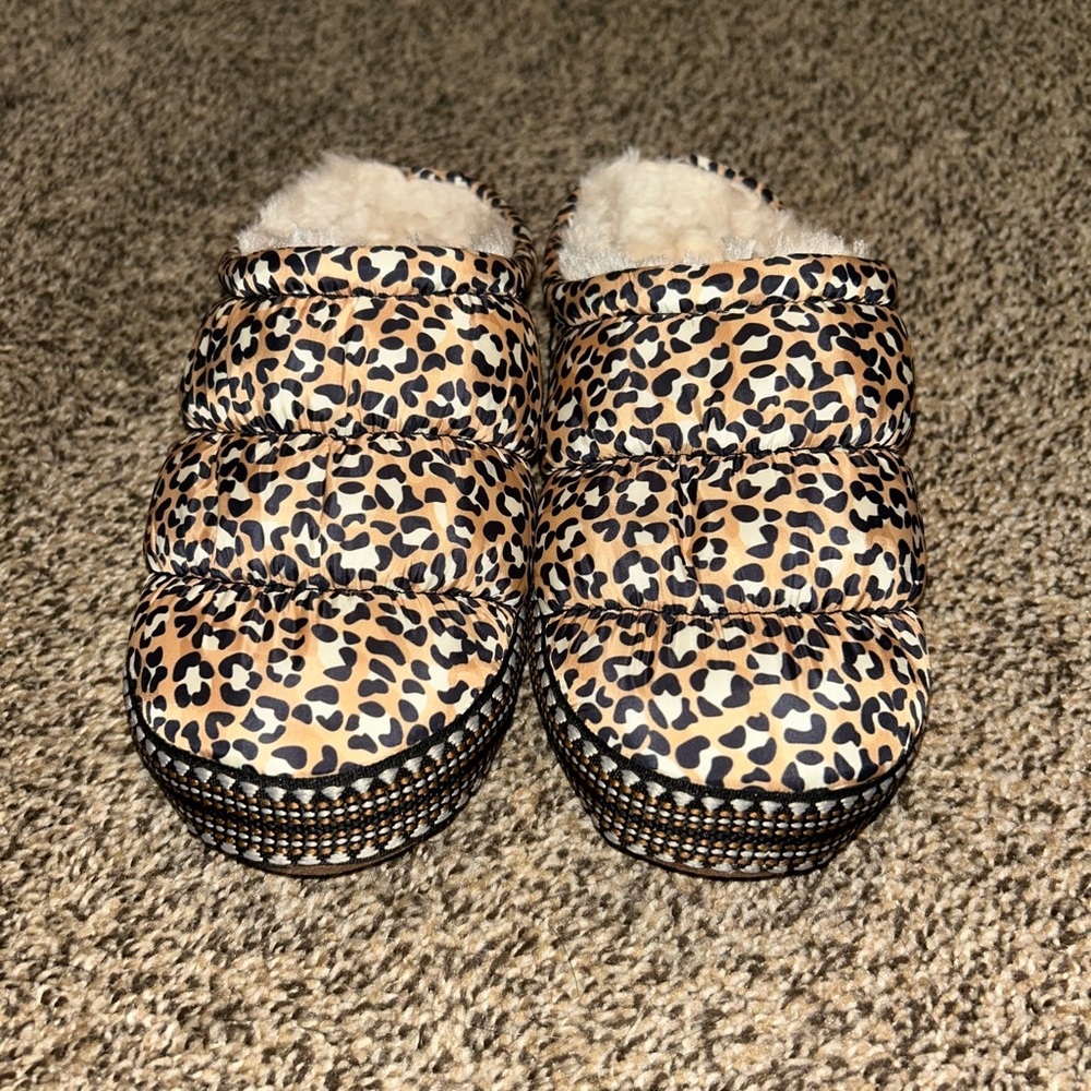 Girls Ariat Leopard Slippers